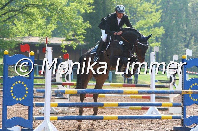 103M3125_Gilbert_Springpf A.JPG